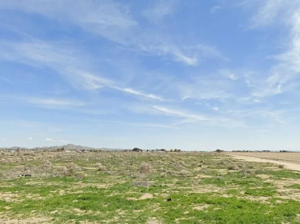67 Saint, Rosamond, CA 93560