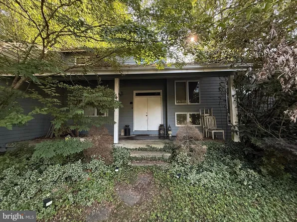 70 Courtney Ln, Media, PA 19063