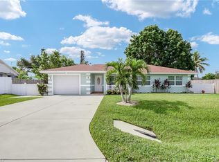 5484 27th Ave SW, Naples, FL 34116