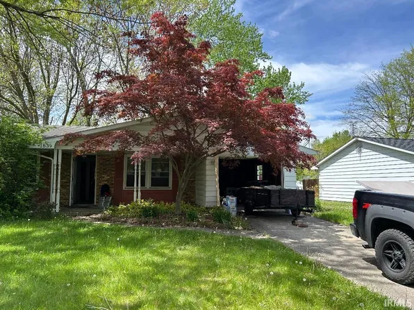 1839 Dominion Dr, Fort Wayne, IN 46815