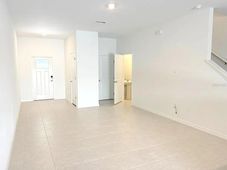 10203 Trumpet Honeysuckle Way — Photo 2