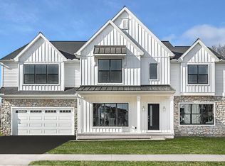 203 Wright Dr, Mechanicsburg, PA 17055