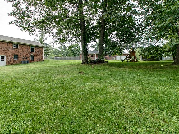 Huge Fenced Backyard