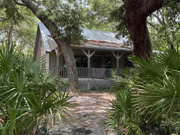 123 BUCKLES Drive, Interlachen, FL 32148