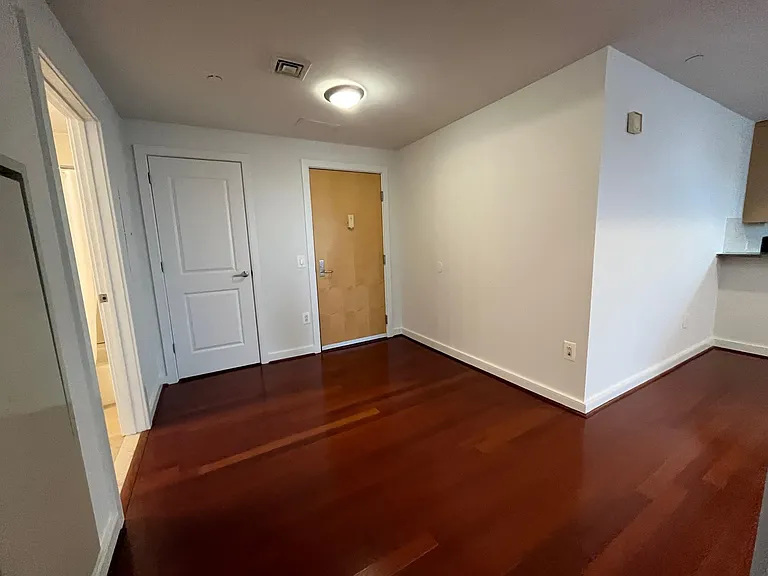 111 S 15th St #2104 — Photo 15