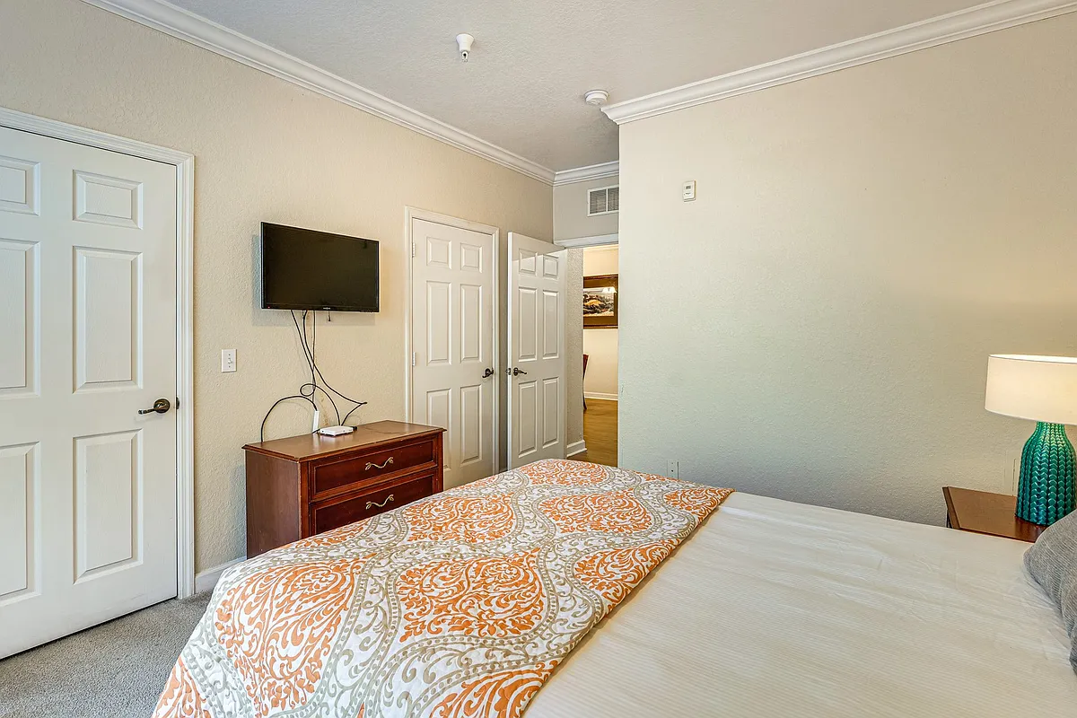 Building Photo - 1361 Tuscan Ter #7105