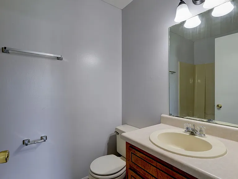 204 Bob White Dr — Photo 30