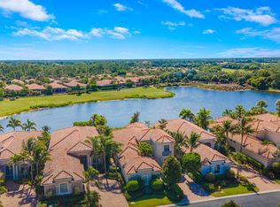 121 Bianca Dr, Palm Beach Gardens, FL 33418