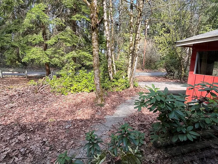711 83rd Ave SW — Photo 27