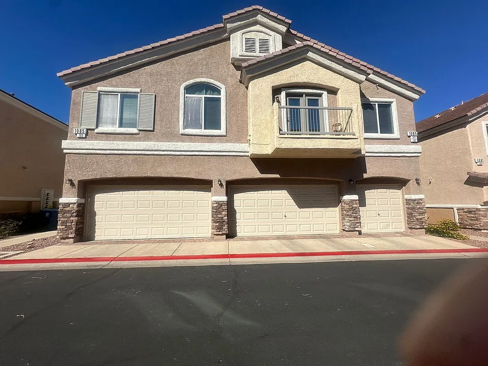 1085 Elation Ln #103