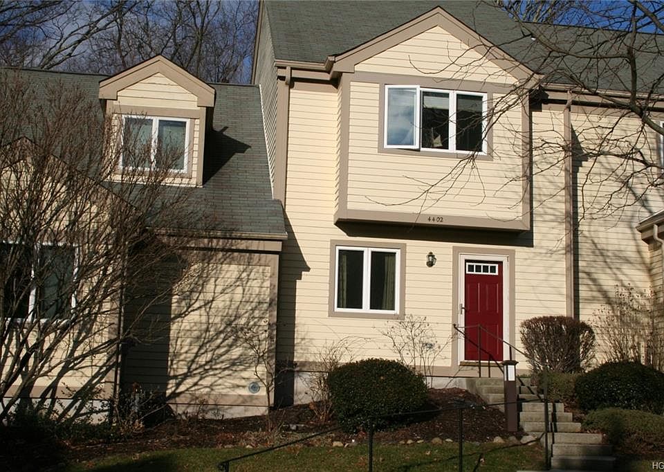 2nd image of 4402 Manor Dr