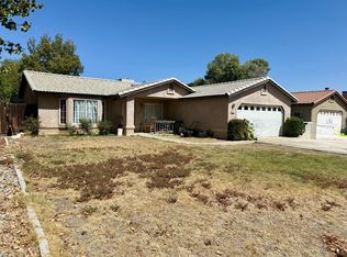 220 Walker Ln, Coalinga, CA 93210