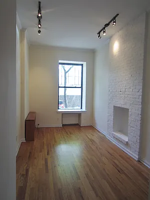 Rented by City & Suburban | media 10