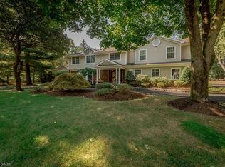 4 Little Falls Way, Scotch Plains, NJ 07076