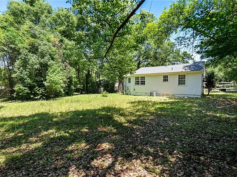 5263 Border Dr S — Photo 17