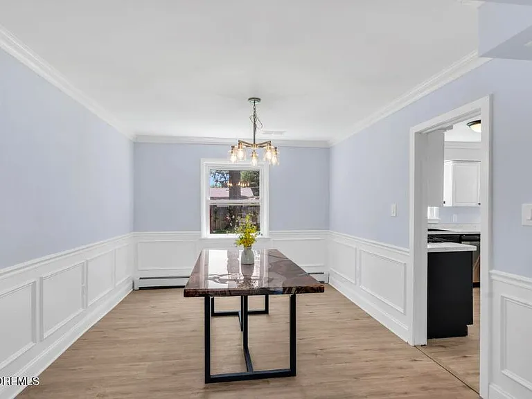30 Belmont Ave — Photo 14