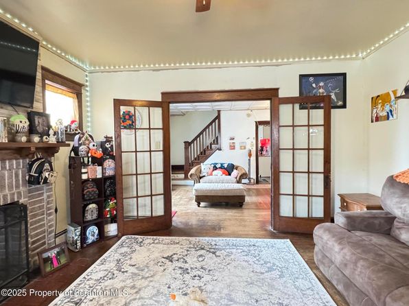755 Delaware Ave, Palmerton, PA 18071