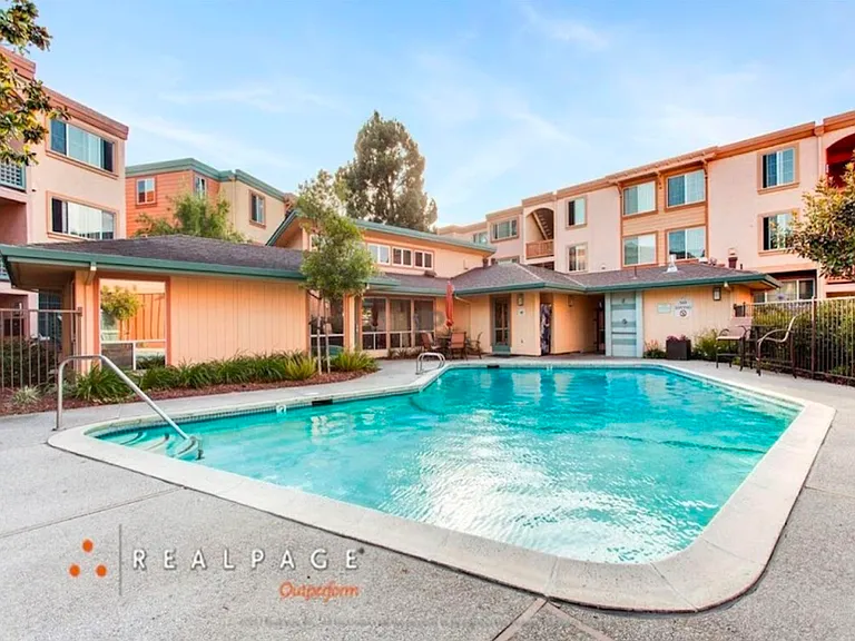 840 Antoinette Ln #C — Photo 5