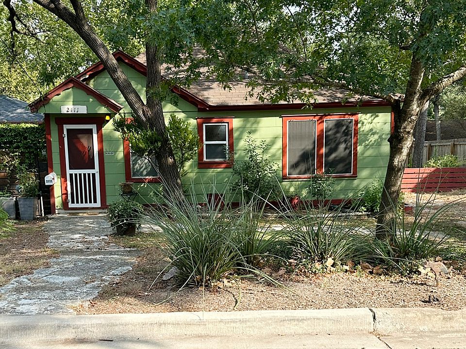 1st image of 2111 Brooklyn St