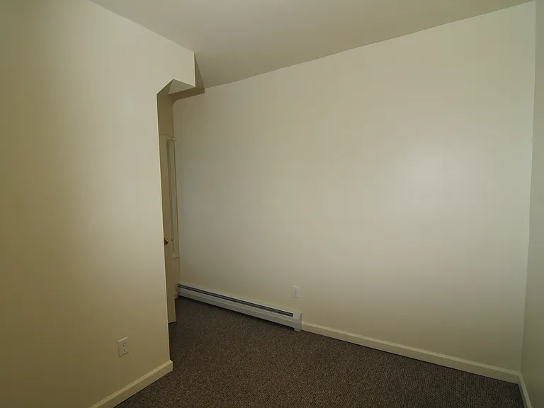 22 Central St #A — Photo 10