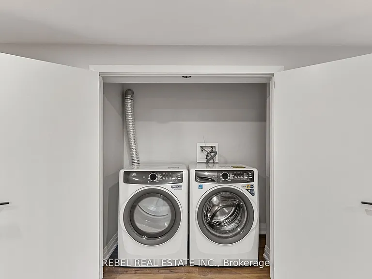 332 Cadillac Ave S #2 — Photo 9