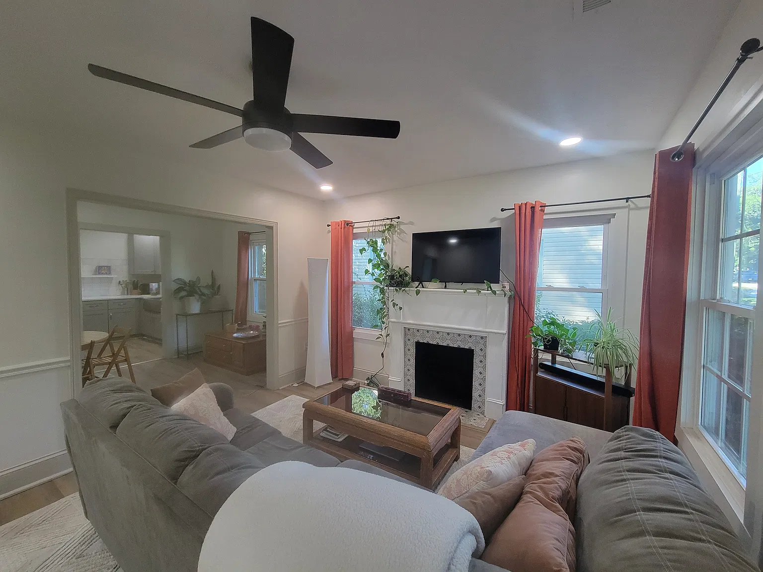 3 bed, 1270 sqft, $1,750 — Photo 3