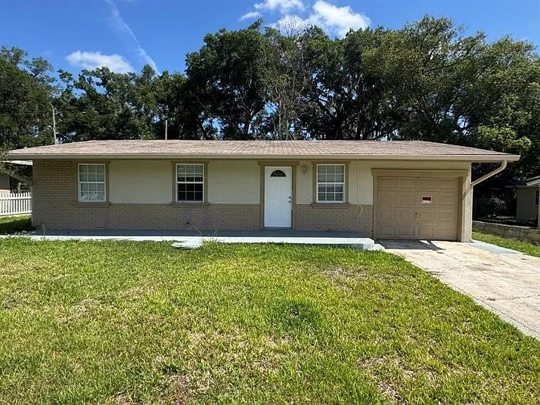 37321 Safari Dr — Photo 1