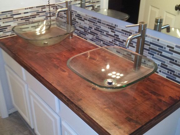 double sink, marble floor