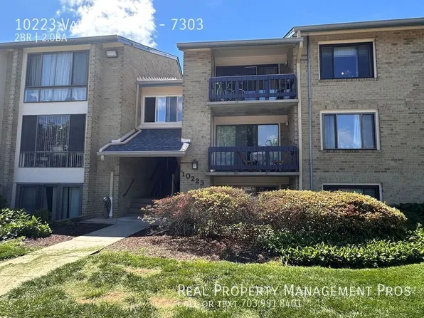 10223 Valentino Dr APT 7303, Oakton, VA 22124