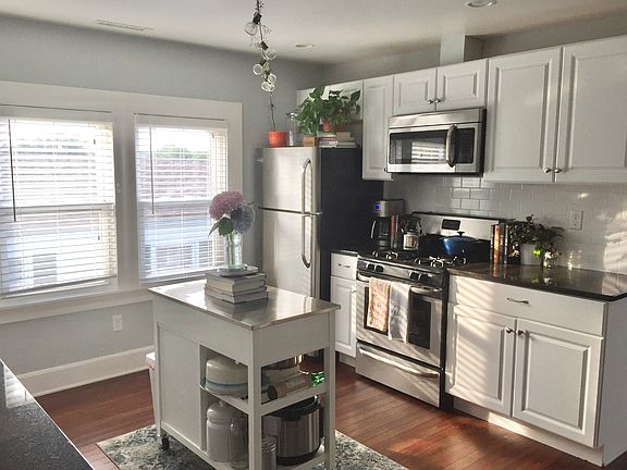 5th image of 46 Riverside Dr #46