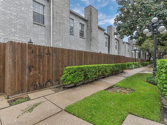 5th image of 17503 Red Oak Dr #7503