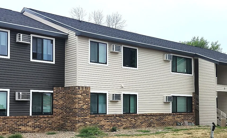 2104 Lincoln Ave