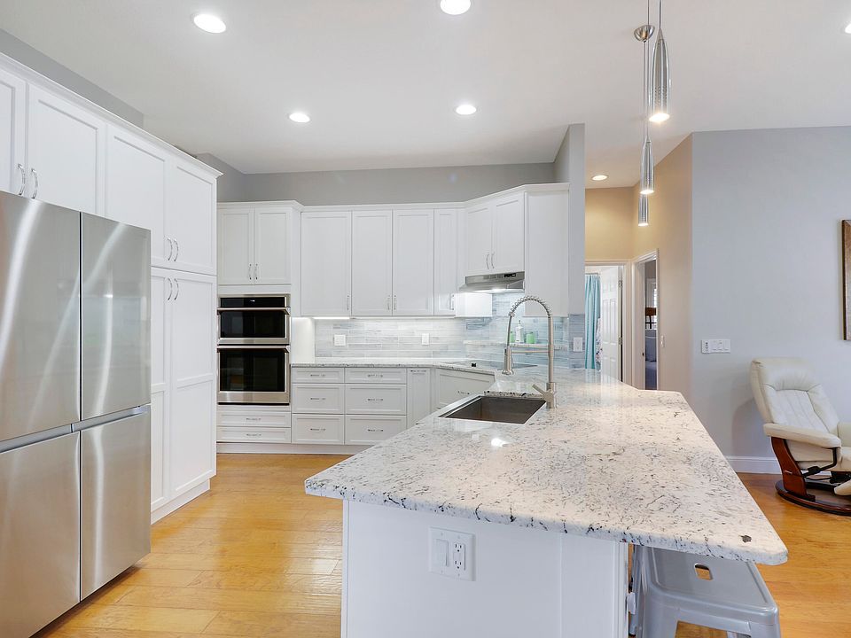 1st image of 5385 SE Matousek Street