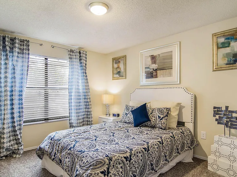 St. Johns Forest Apartments — Photo 7