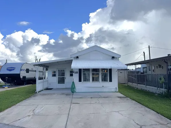 4699 Continental Dr Lot 203, Holiday, FL 34690