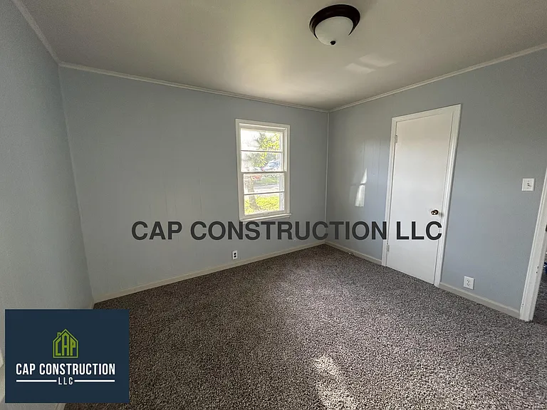 116 Tomlin St — Photo 6