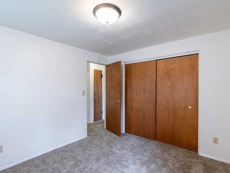 Fargo, ND Spring Apartments | Bedroom