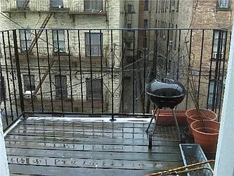 Rented by R New York