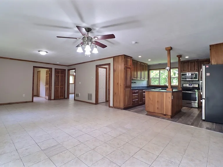 10066 Point Rock Rd — Photo 16