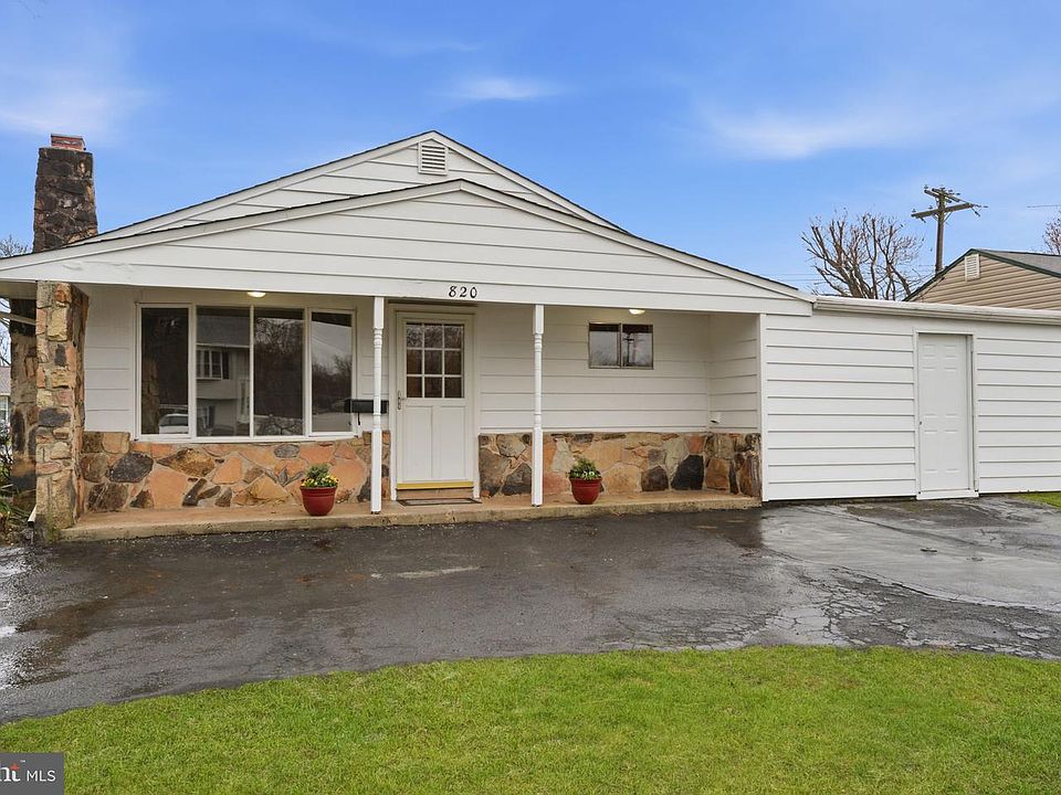 1st image of 820 Auburn Rd