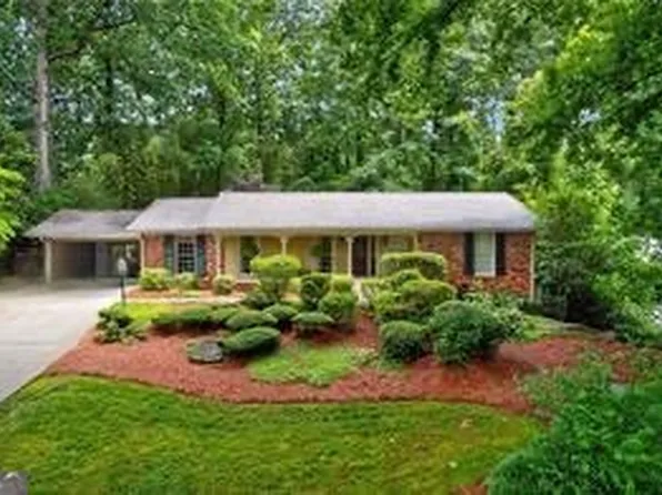 6875 Castleton Dr, Sandy Springs, GA 30328
