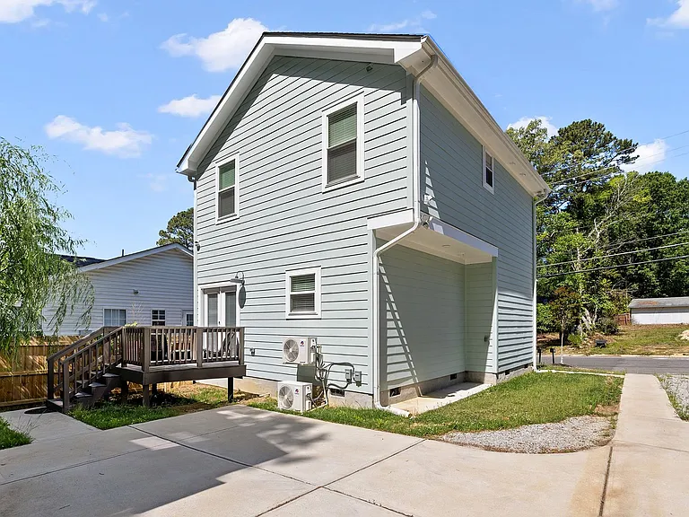 2207B Otis St — Photo 23