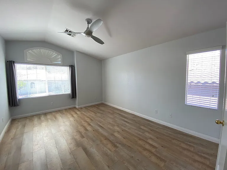 808 Midpride St — Photo 16