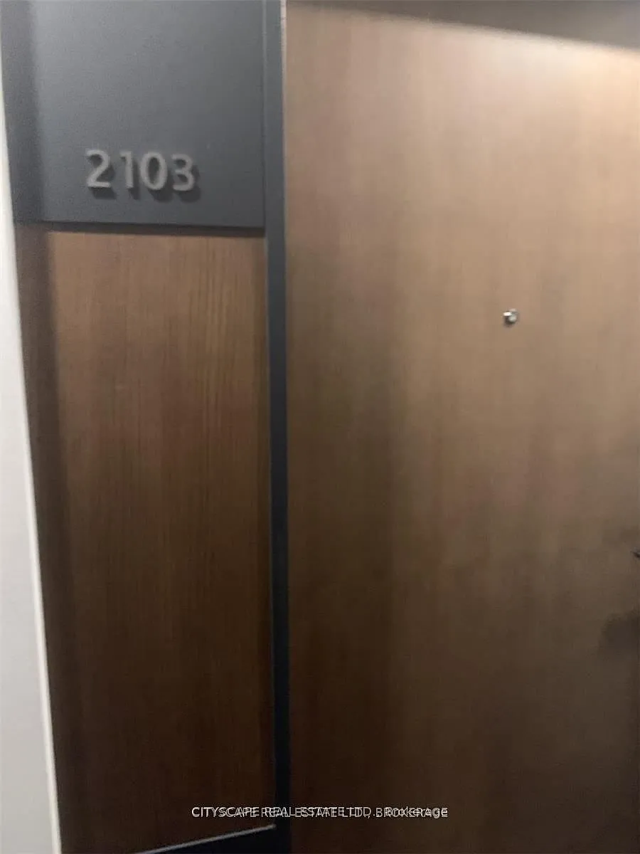 Building Photo - 4065 Confederation Pkwy #2103