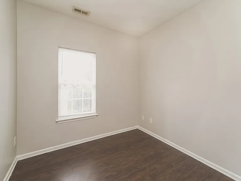6614 Hampton Way Dr — Photo 11
