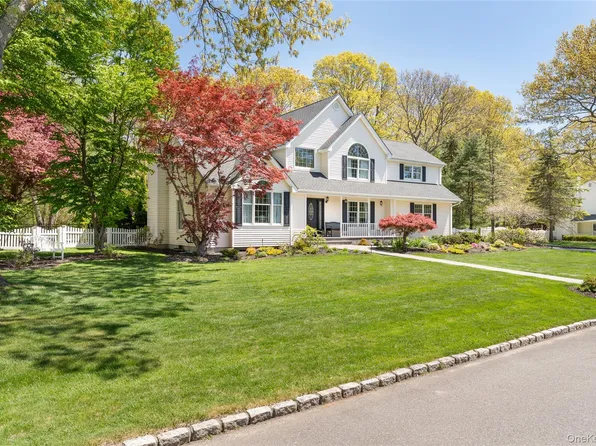 3 Mirabelle Court, Mount Sinai, NY 11766