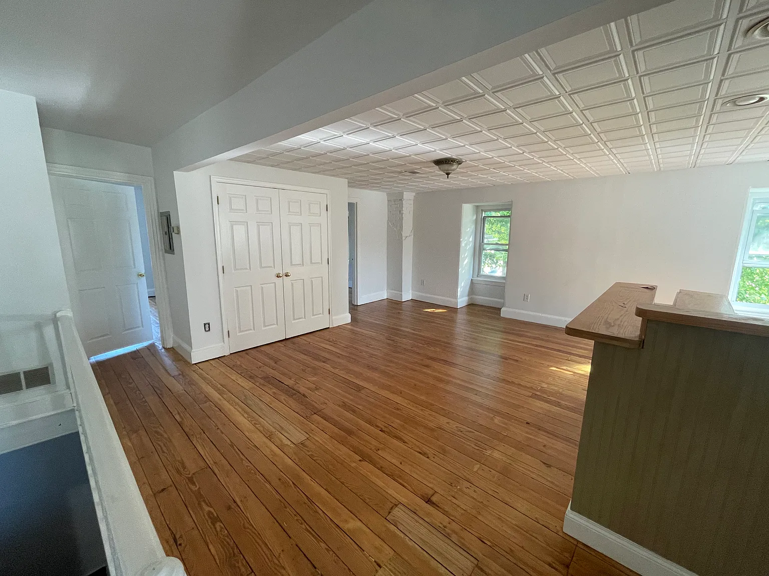 202 Bridge St — Photo 3
