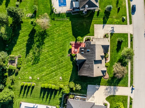 2540 Sutton Ave, Carmel, IN 46032
