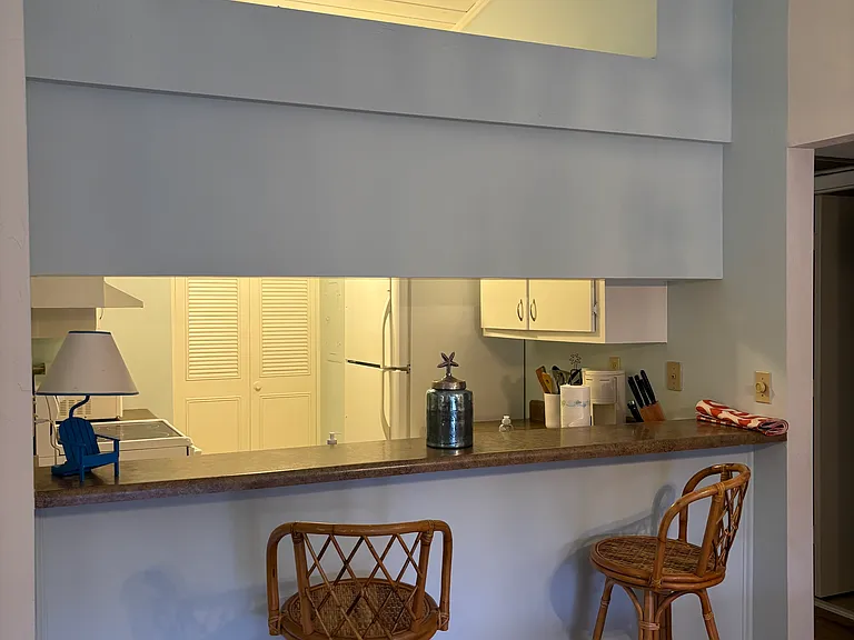 20 Greenbrier St #208 — Photo 26