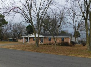 215 West St, Dardanelle, AR 72834